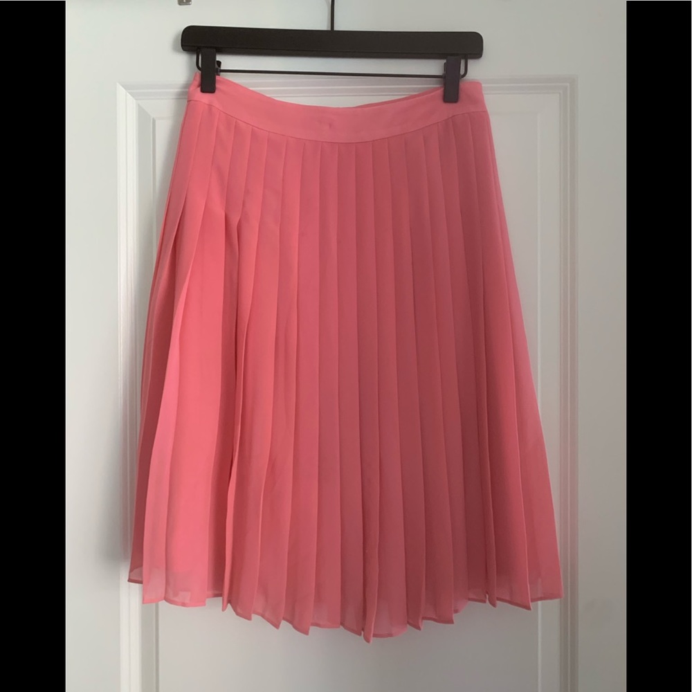 Ann Taylor Pleated Pink Coral Skirt - A Line - 4P - Picture 5 of 7